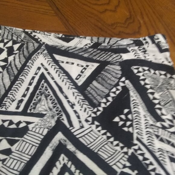 Pencil Skirt - Picture 3 of 4